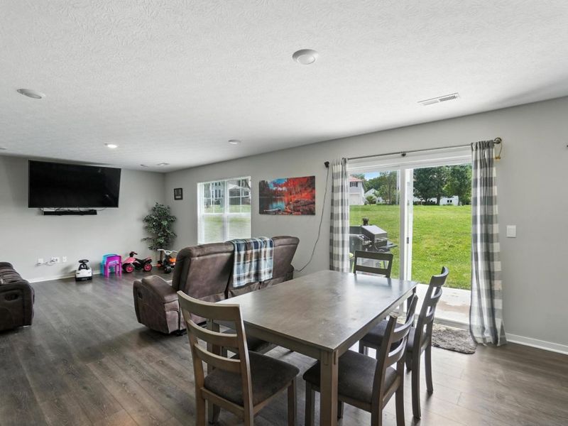 389 Kells Court E, Newark, OH 43055 Photo 15