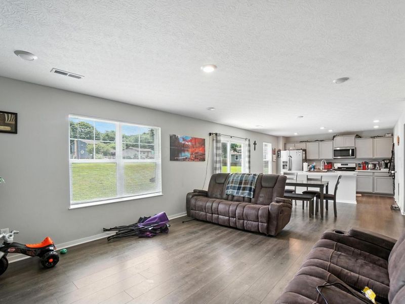389 Kells Court E, Newark, OH 43055 Photo 16