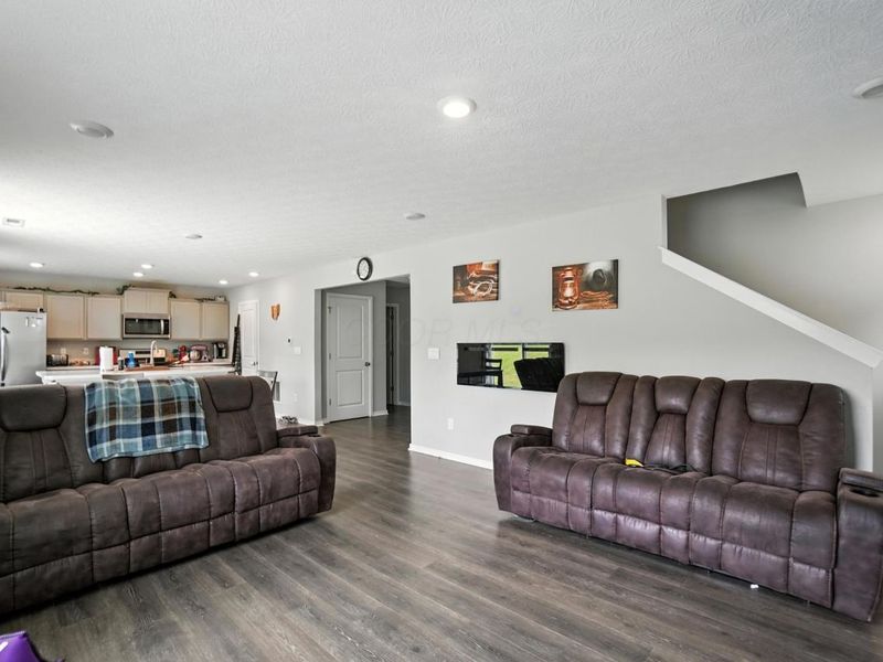 389 Kells Court E, Newark, OH 43055 Photo 17