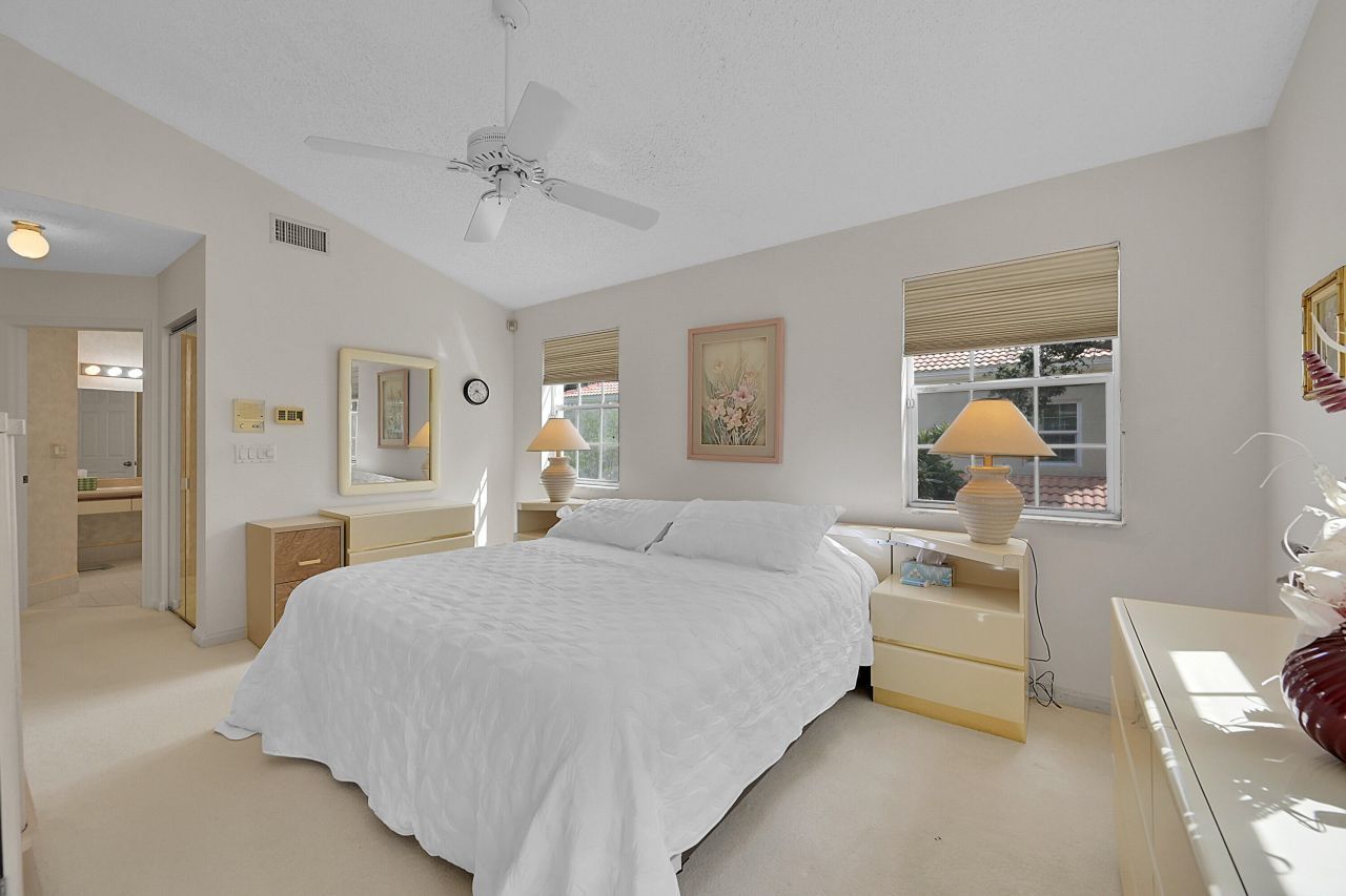 17270 Boca Club Boulevard, Unit 1702, Boca Raton, FL 33487 Photo