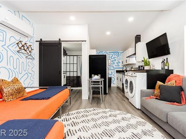 522 E Saint Louis Avenue, Unit 5, Las Vegas, NV 89104