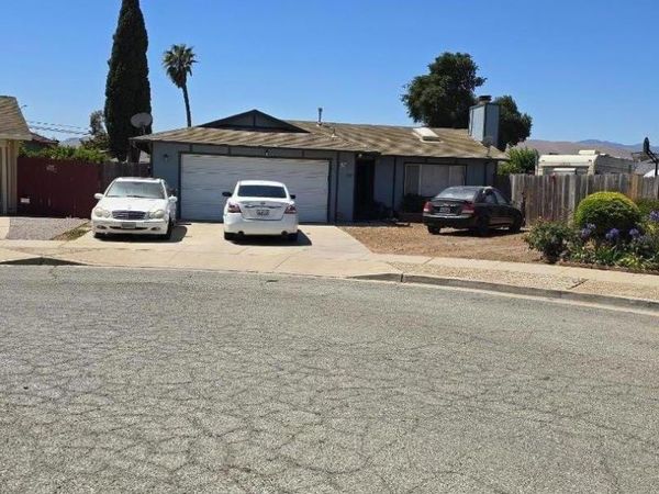 217 San Simeon Court, Greenfield, CA 93927