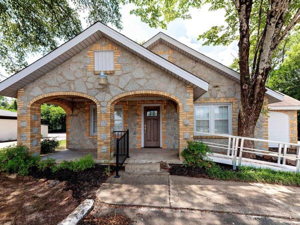 2845 W Prince Street, Conway, AR 72034