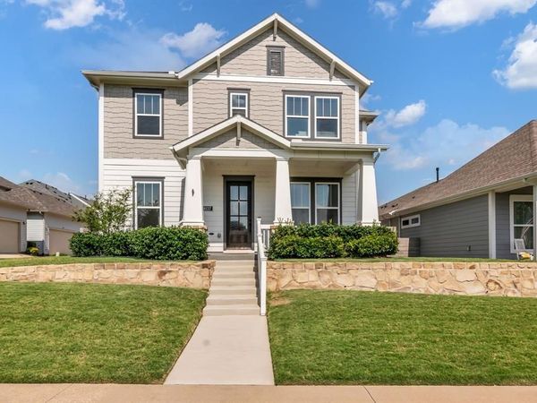 6137 Marquita Mews, North Richland Hills, TX 76180