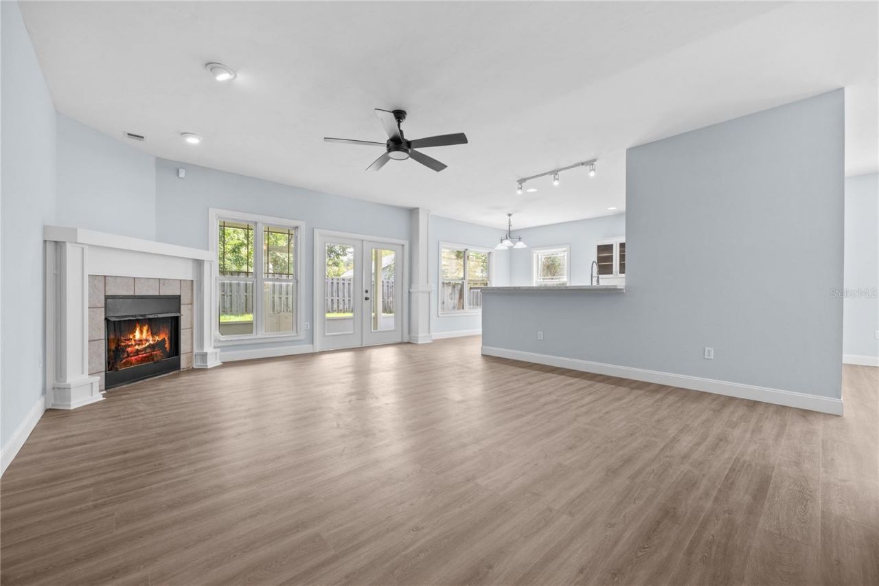 9216 NW 23rd Lane, Gainesville, FL 32606 Photo