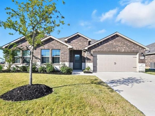 1913 HERITAGE Court, Cleburne, TX 76033