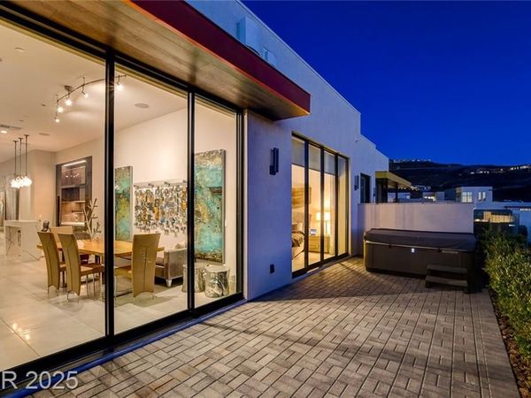 455 Tranquil Peak Court, Henderson, NV 89012