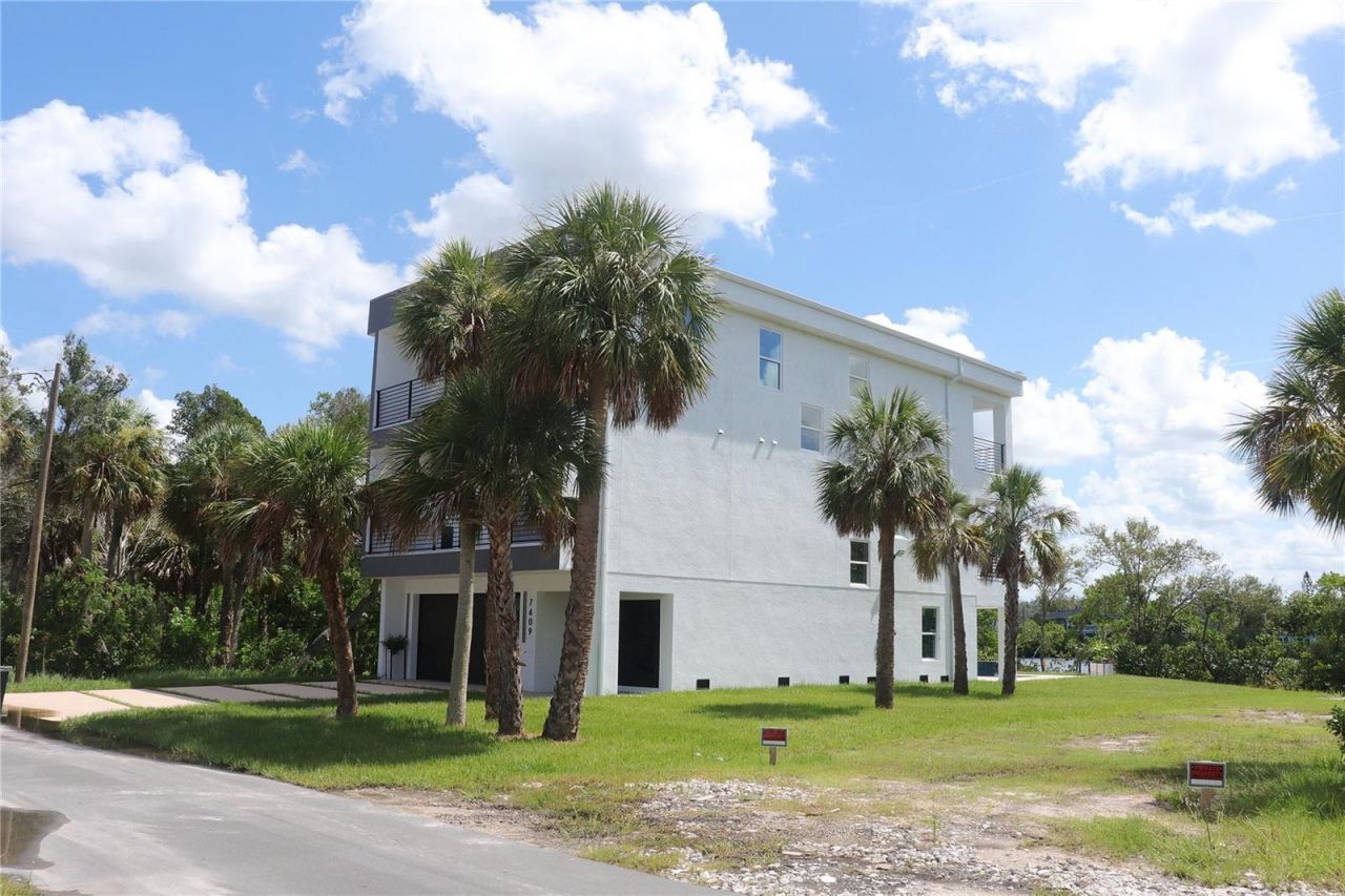 7609 Deedra Circle, Port Richey, FL 34668 Photo