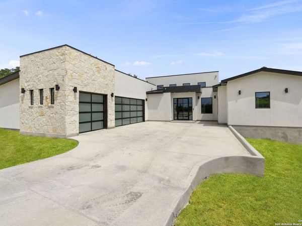 9847 Midsomer Pl, San Antonio, TX 78255