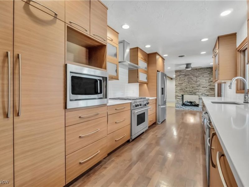 8001 Robin Lane, Brecksville, OH 44141 Photo 25