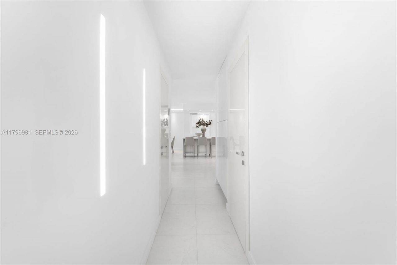 9801 Collins Ave, Unit 17P, Bal Harbour, FL 33154 Photo