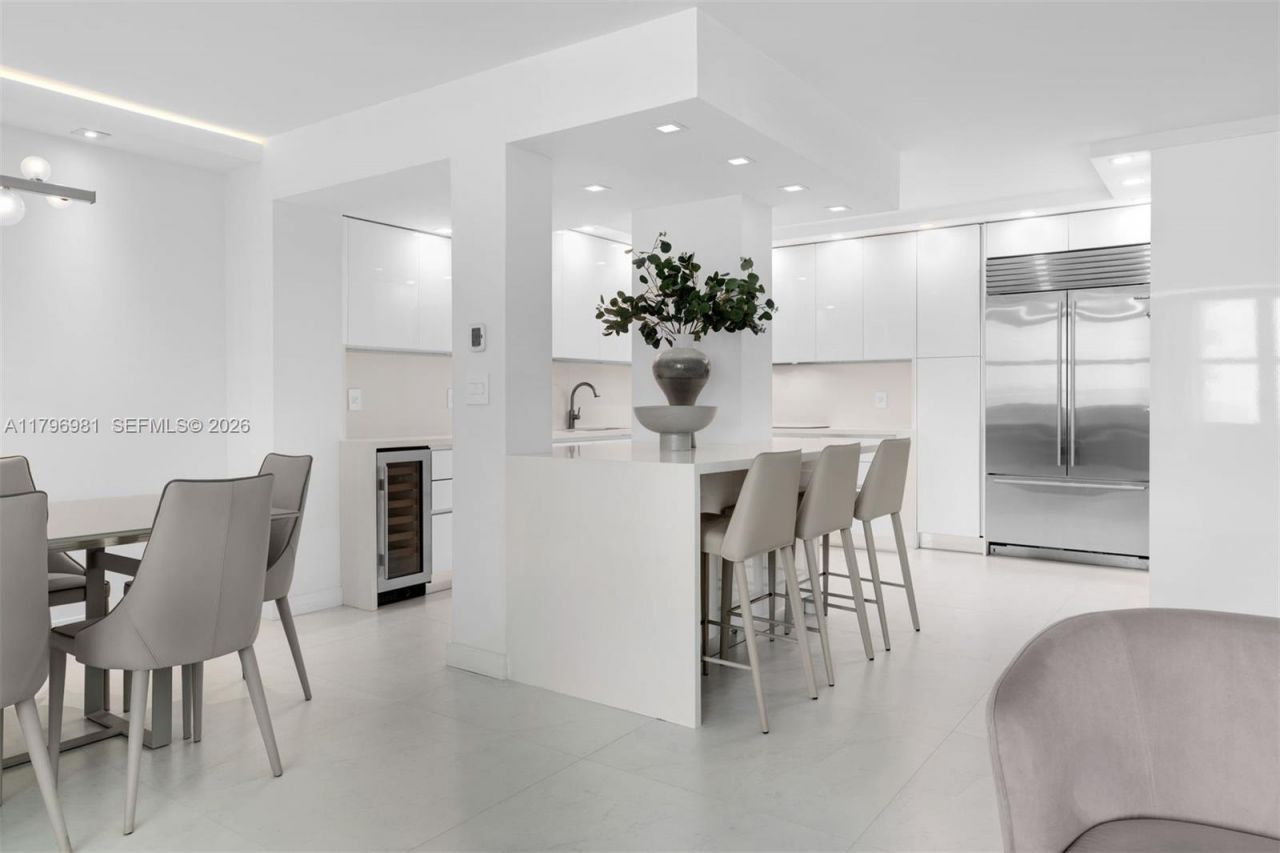 9801 Collins Ave, Unit 17P, Bal Harbour, FL 33154 Photo