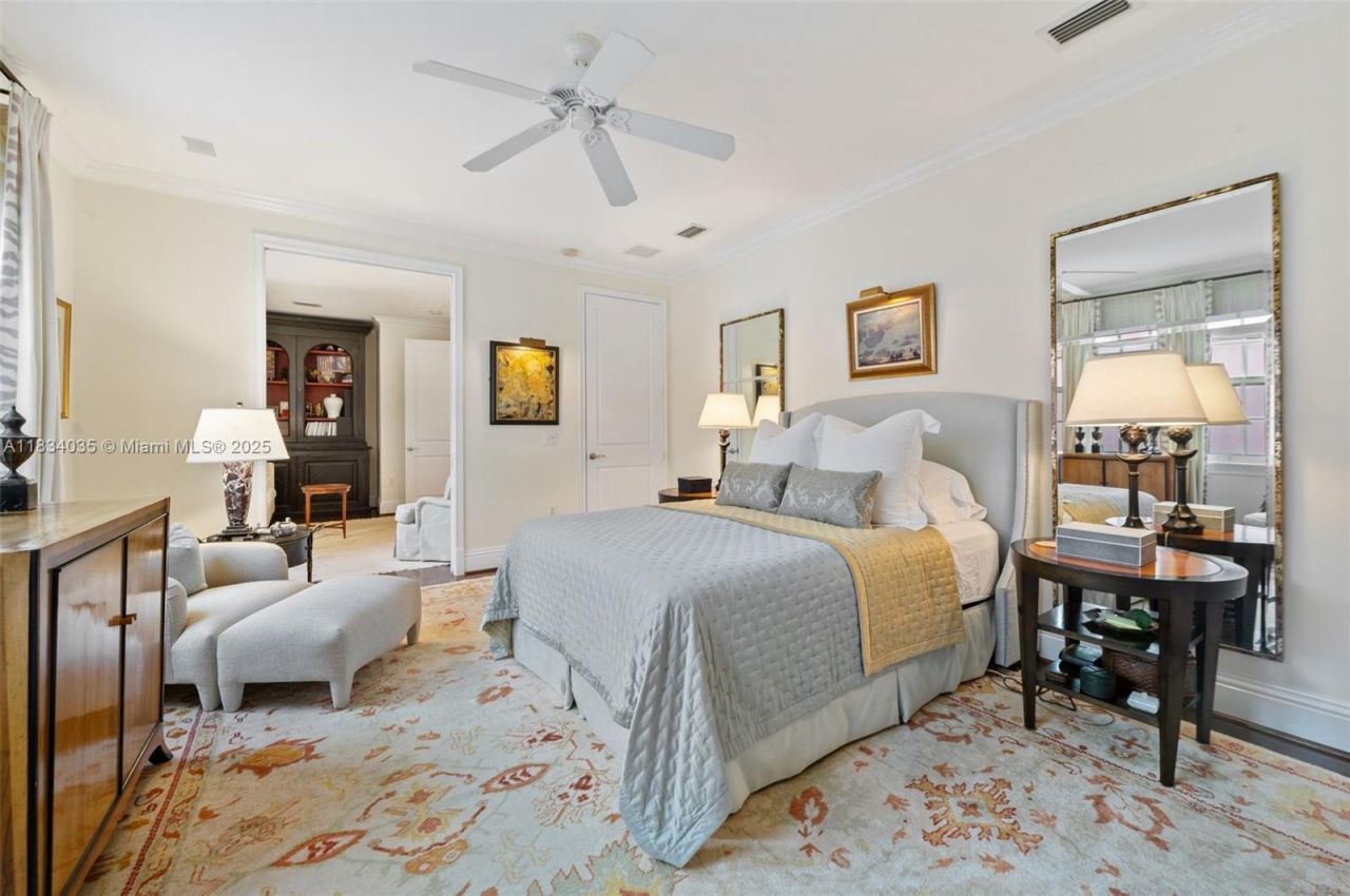 568 Loretto Ave, Unit 11, Coral Gables, FL 33146 Photo