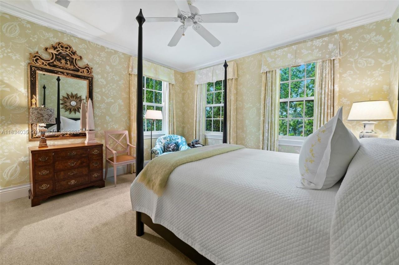 568 Loretto Ave, Unit 11, Coral Gables, FL 33146 Photo