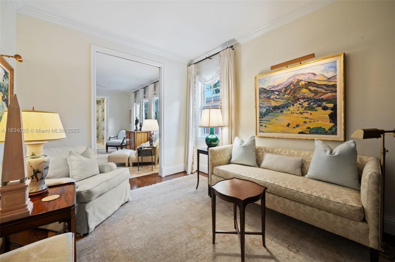 568 Loretto Ave, Unit 11, Coral Gables, FL 33146 Photo