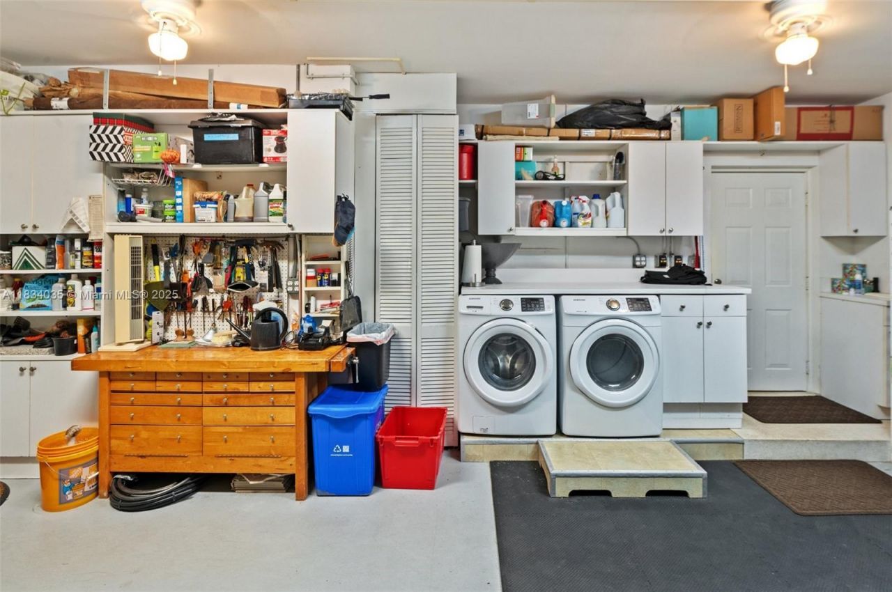 568 Loretto Ave, Unit 11, Coral Gables, FL 33146 Photo