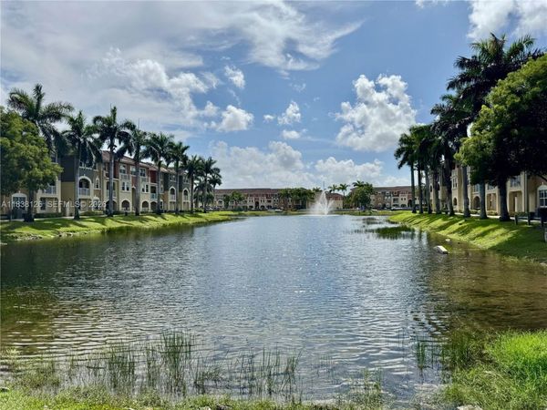 8800 NW 107th Ct, Unit 202, Doral, FL 33178