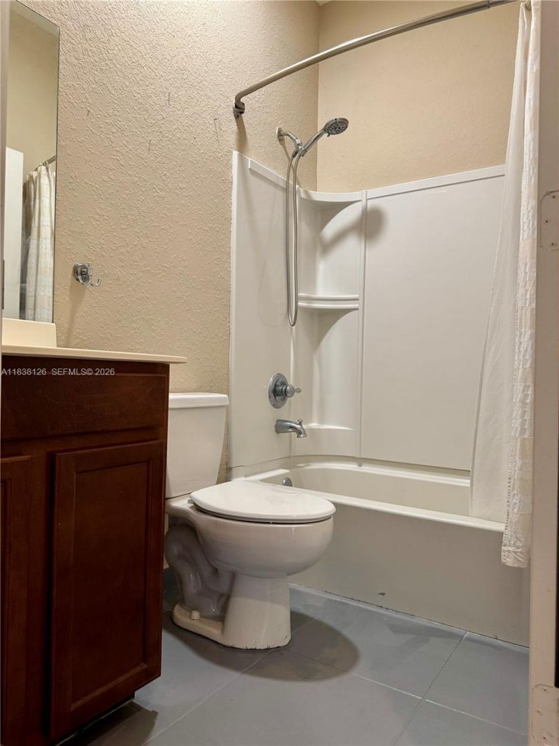 8800 NW 107th Ct, Unit 202, Doral, FL 33178 Photo