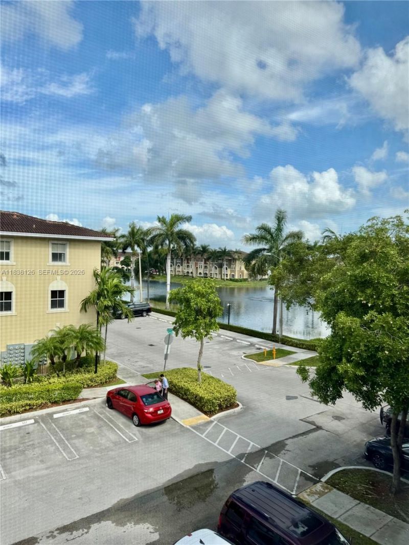 8800 NW 107th Ct, Unit 202, Doral, FL 33178 Photo