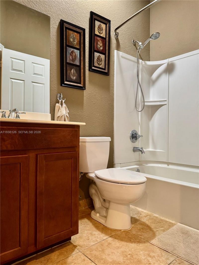 8800 NW 107th Ct, Unit 202, Doral, FL 33178 Photo