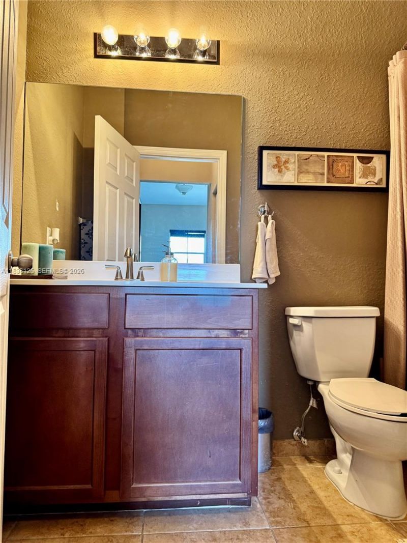 8800 NW 107th Ct, Unit 202, Doral, FL 33178 Photo