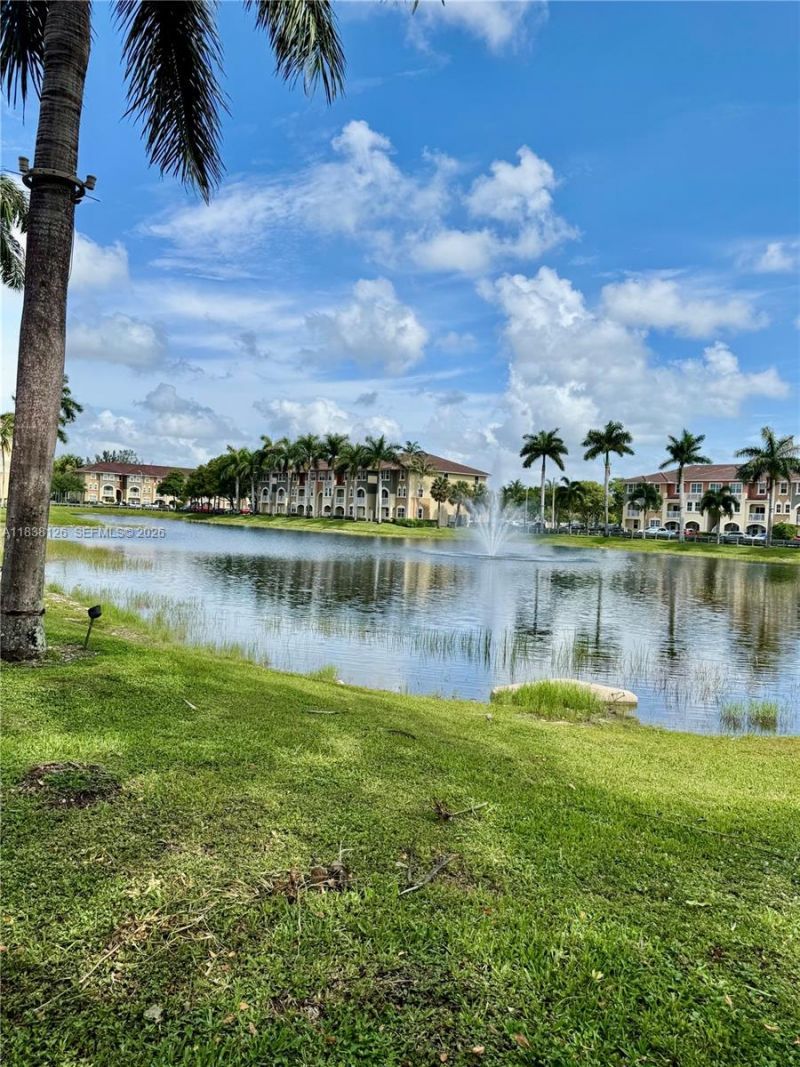 8800 NW 107th Ct, Unit 202, Doral, FL 33178 Photo