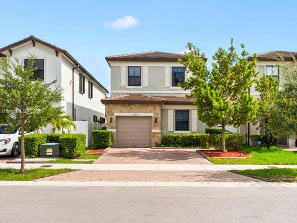 3419 W 109th Pl, Hialeah, FL 33018