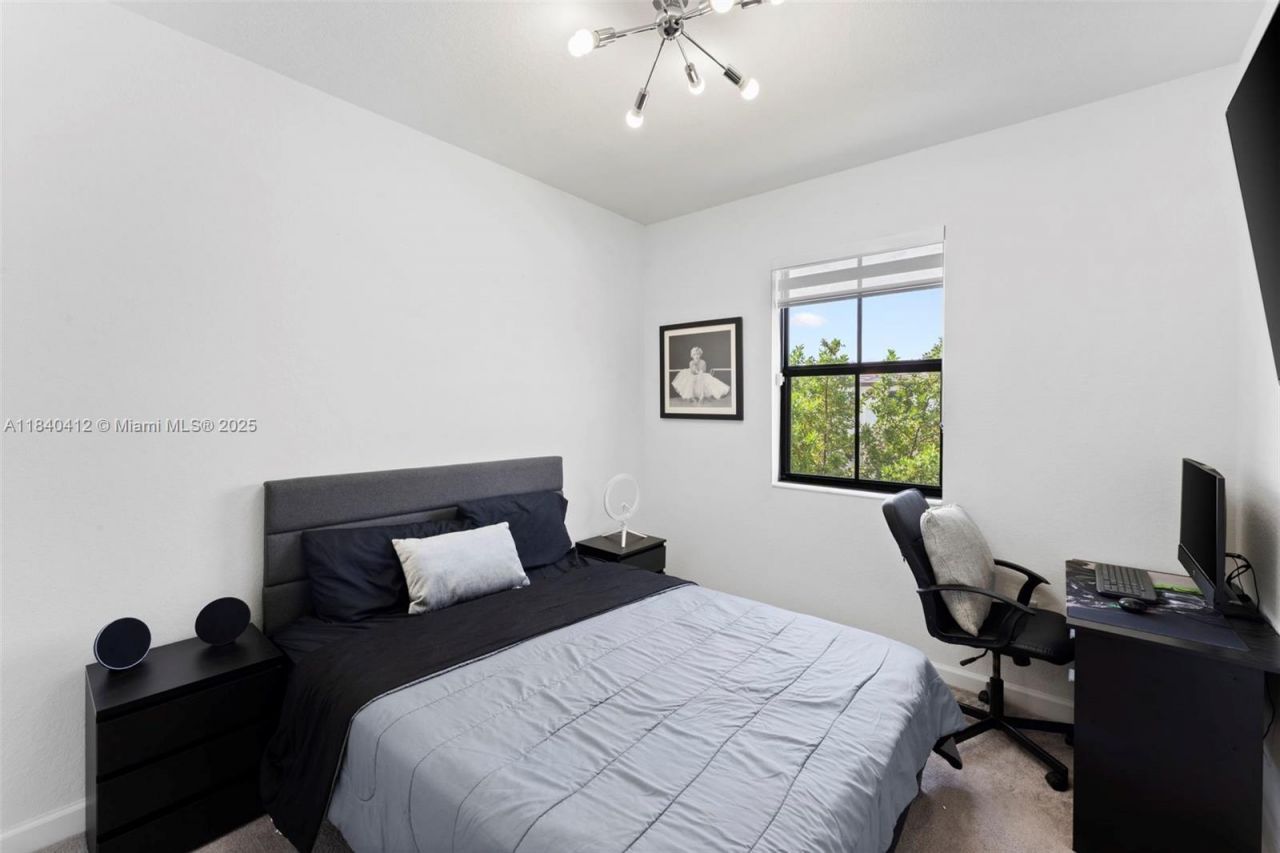 3419 W 109th Pl, Hialeah, FL 33018 Photo