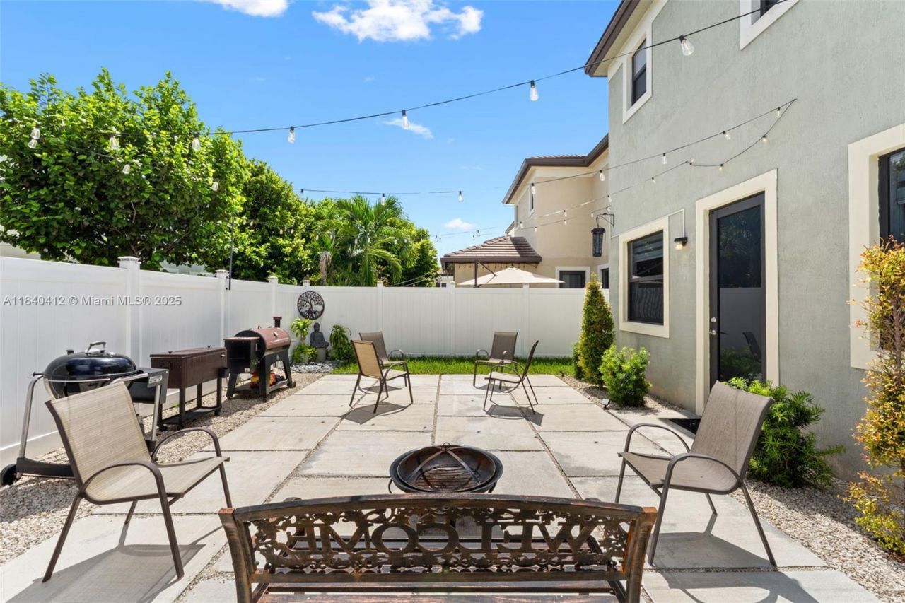 3419 W 109th Pl, Hialeah, FL 33018 Photo