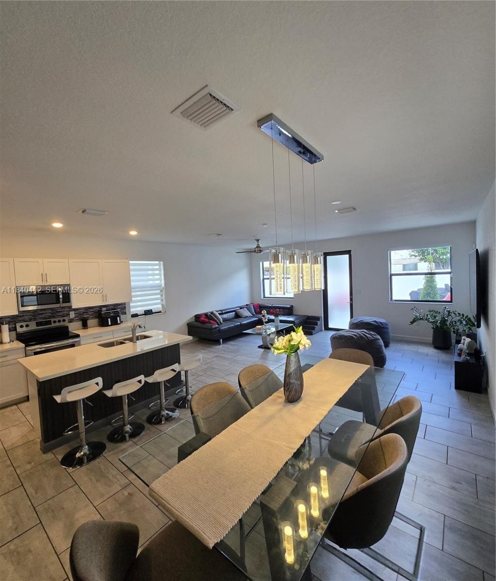 3419 W 109th Pl, Hialeah, FL 33018 Photo