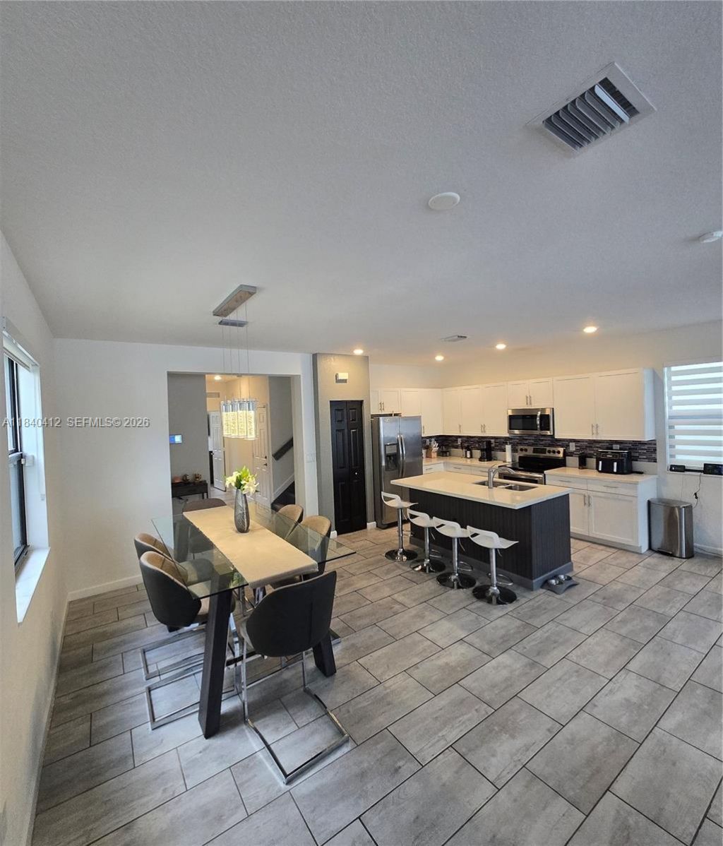 3419 W 109th Pl, Hialeah, FL 33018 Photo