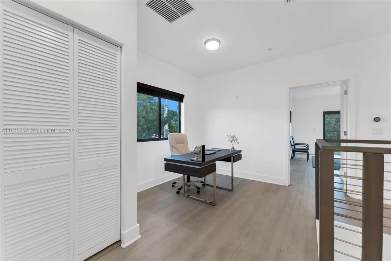 4460 NW 8th Pl, Plantation, FL 33317 Photo