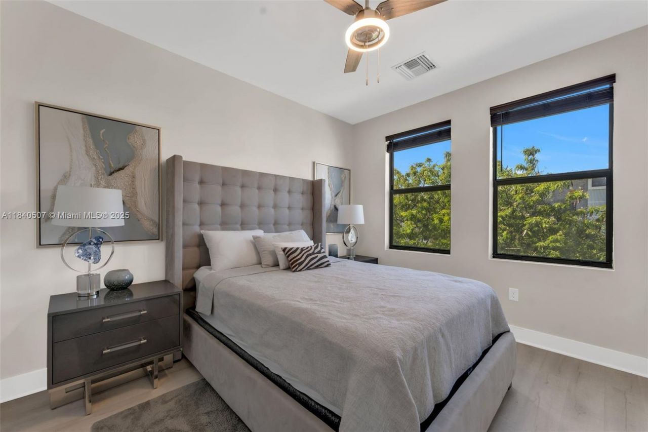 4460 NW 8th Pl, Plantation, FL 33317 Photo