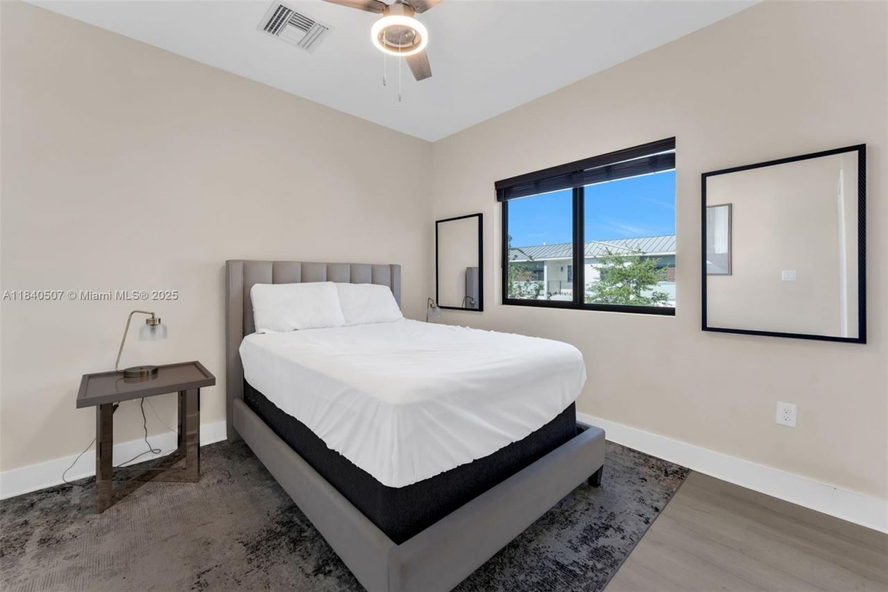 4460 NW 8th Pl, Plantation, FL 33317 Photo