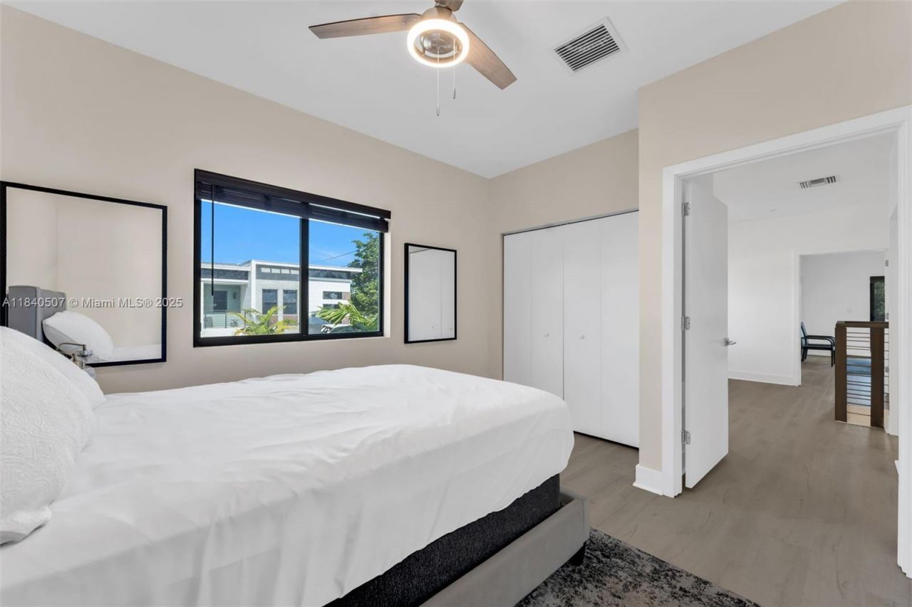 4460 NW 8th Pl, Plantation, FL 33317 Photo