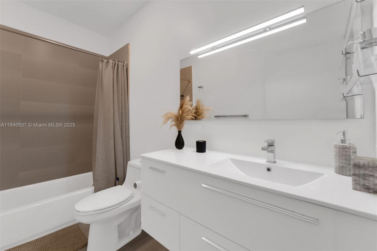4460 NW 8th Pl, Plantation, FL 33317 Photo