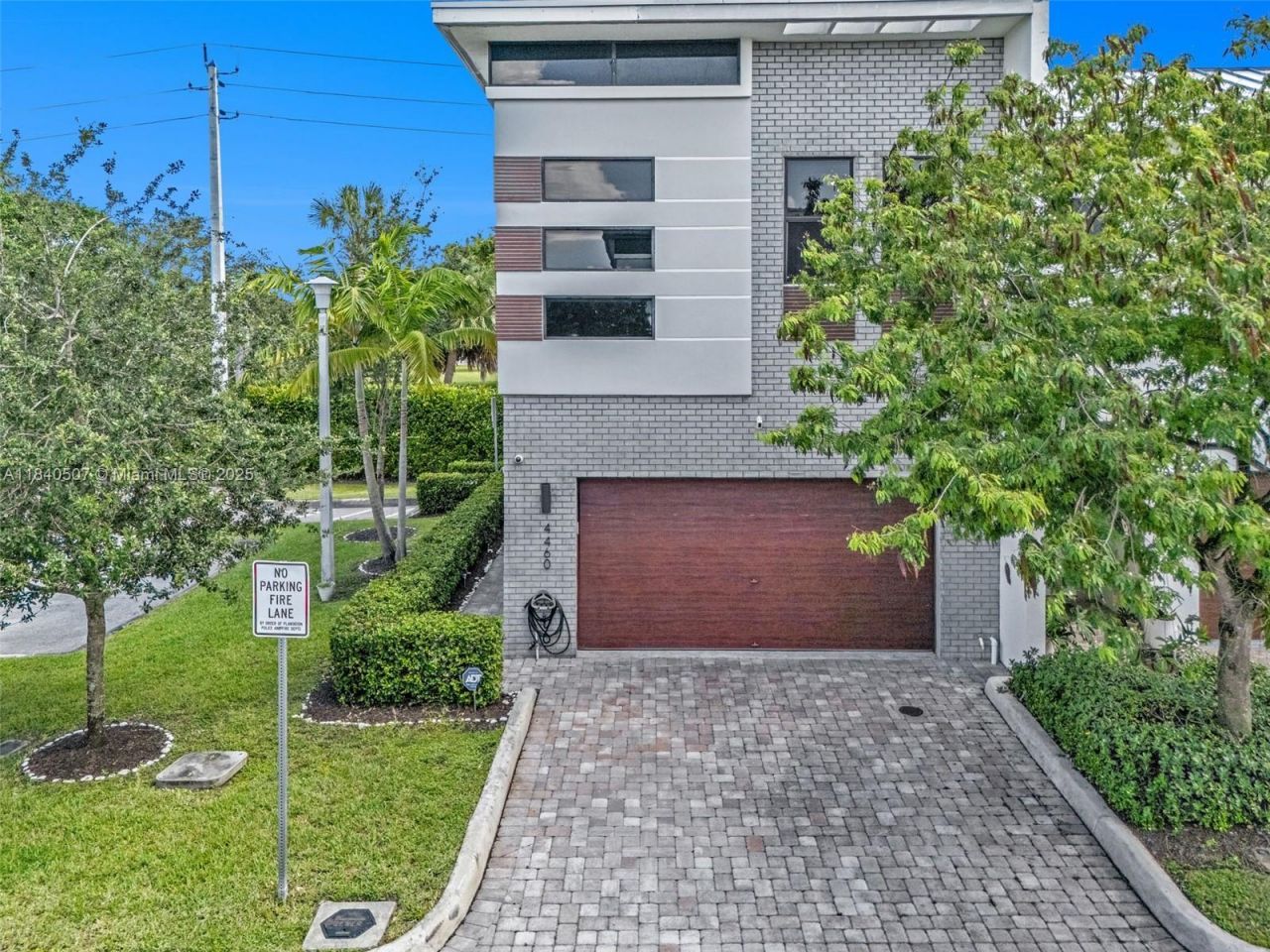 4460 NW 8th Pl, Plantation, FL 33317 Photo