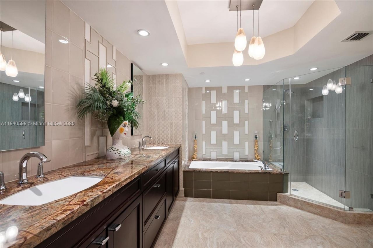 3640 Yacht Club Dr, Unit 1108, Aventura, FL 33180 Photo