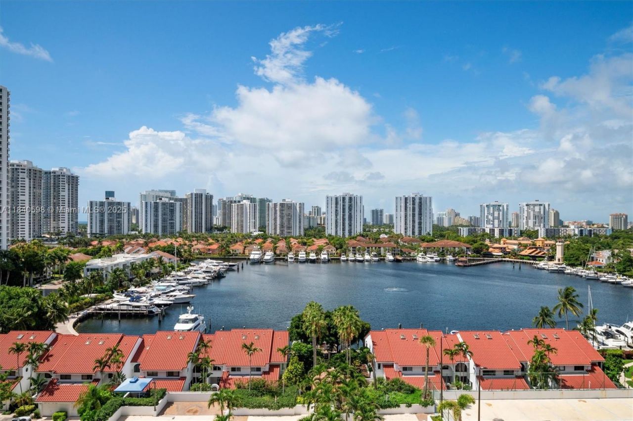 3640 Yacht Club Dr, Unit 1108, Aventura, FL 33180 Photo