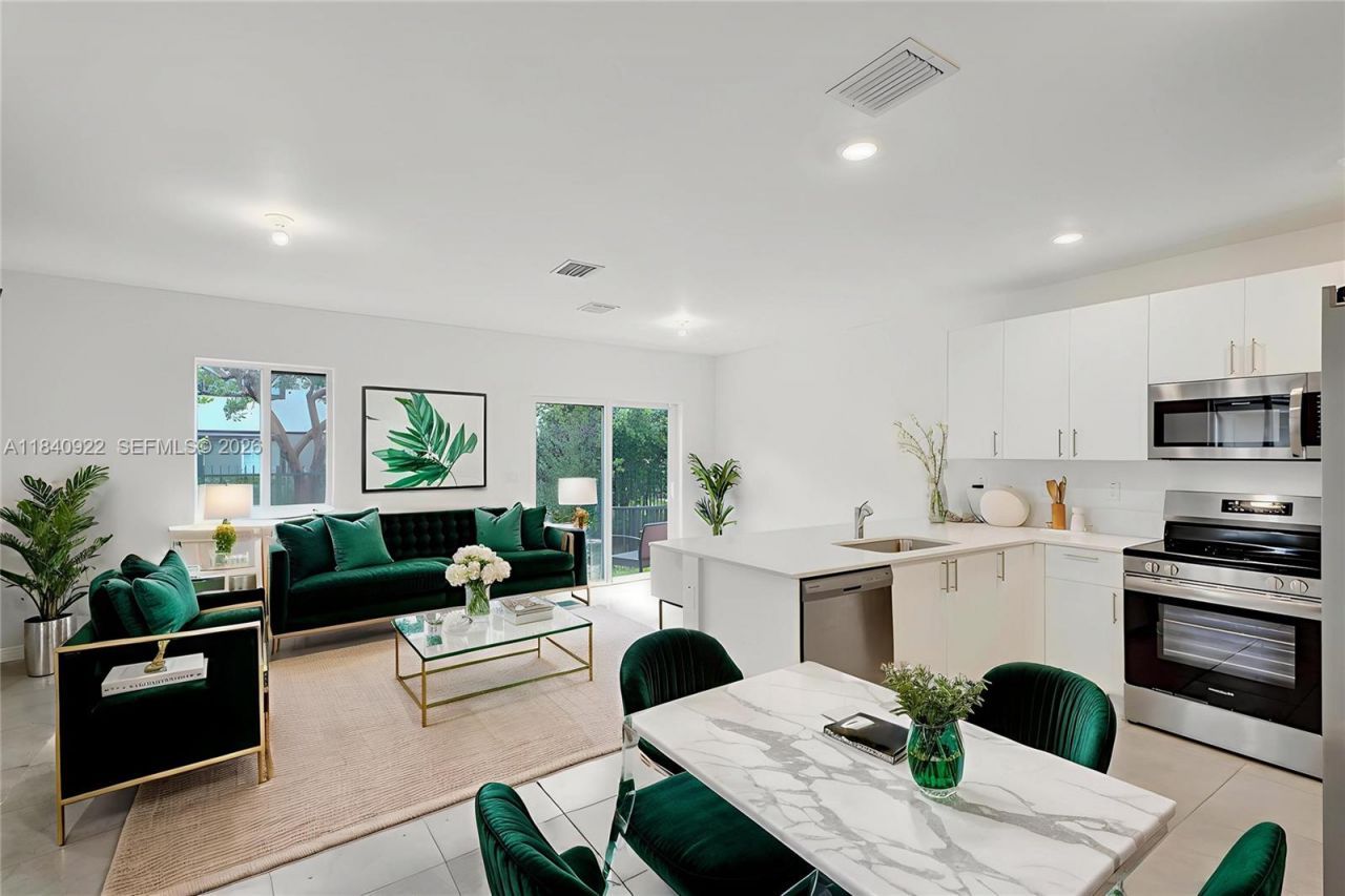 5000 SW 37th St, Pembroke Park, FL 33023 Photo