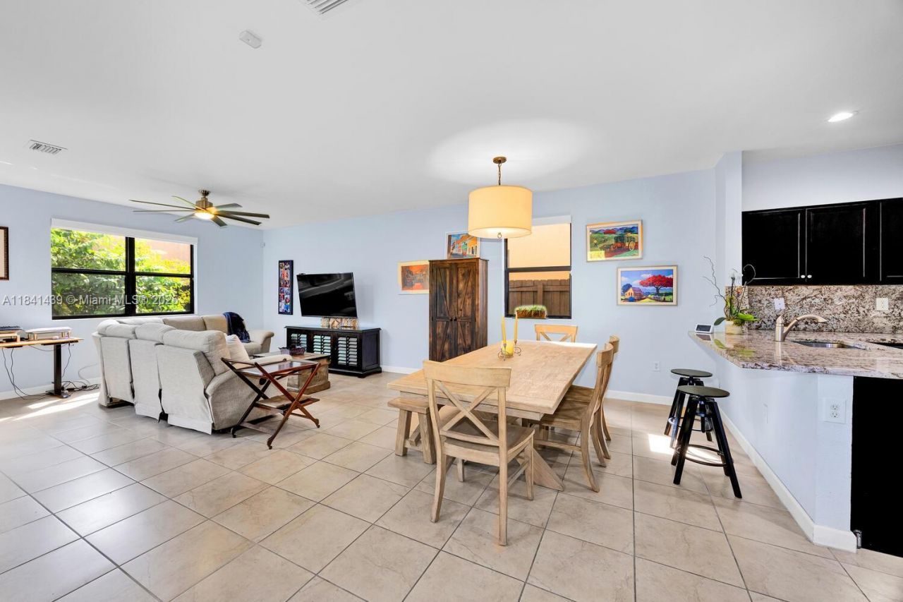 455 SE 34th Ter, Homestead, FL 33033 Photo