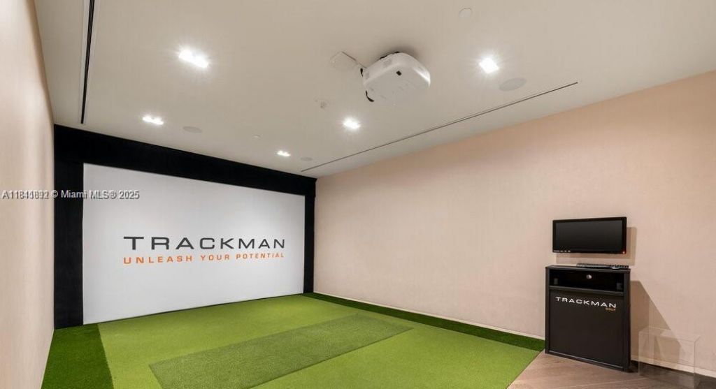 650 NE 32nd St, Unit 2101, Miami, FL 33137 Photo