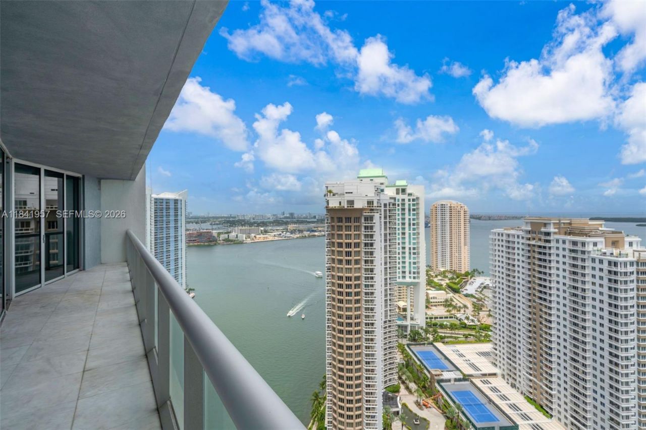 465 Brickell Ave, Unit 3505, Miami, FL 33131 Photo