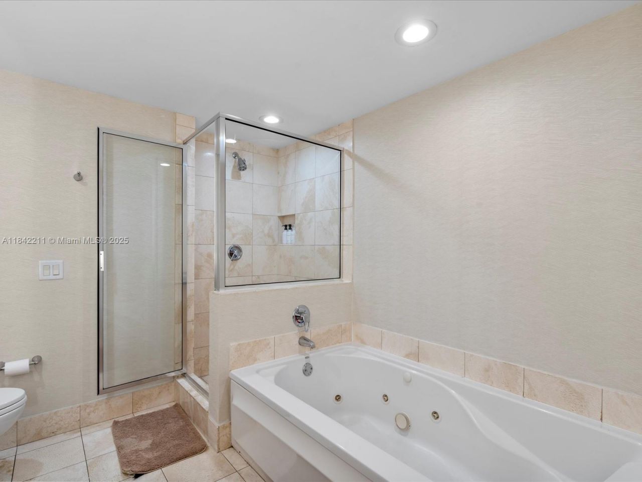 17375 Collins Ave, Unit 808, Sunny Isles Beach, FL 33160 Photo