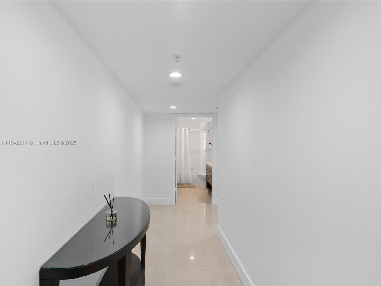 17375 Collins Ave, Unit 808, Sunny Isles Beach, FL 33160 Photo