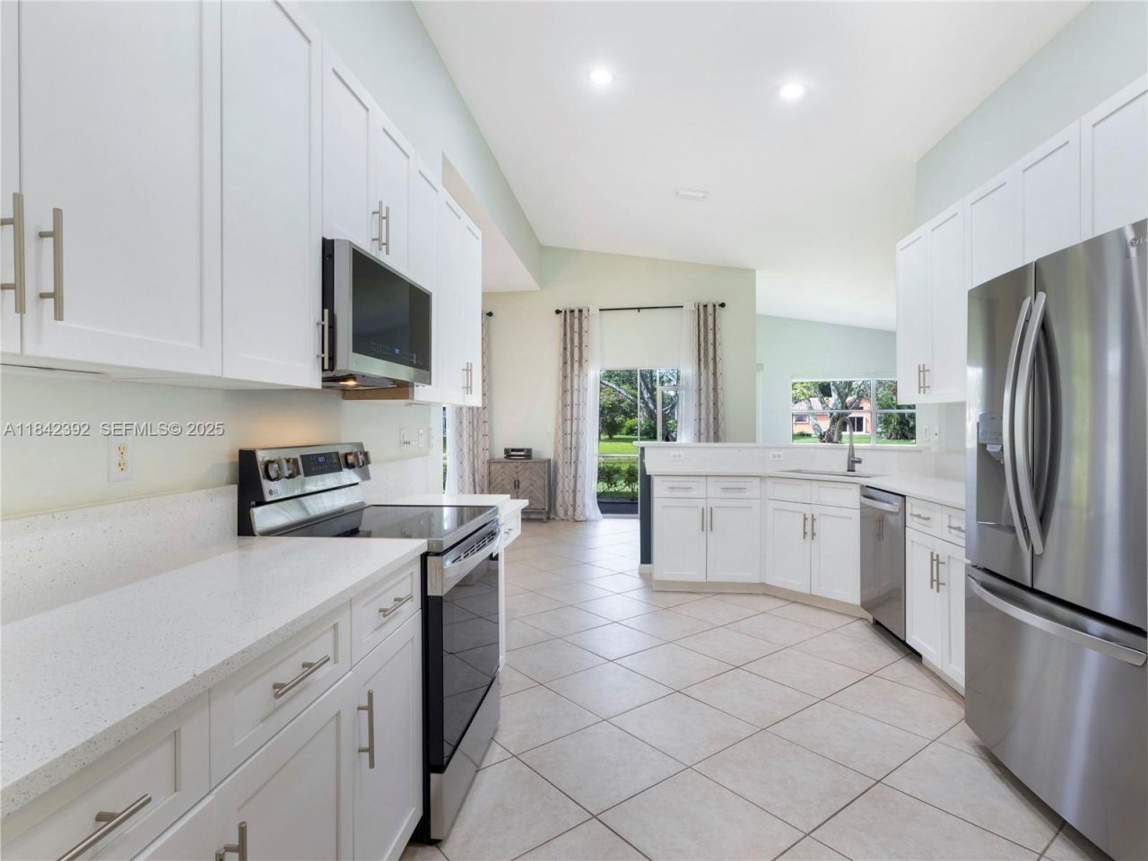 2549 Egret Lake Dr, Greenacres, FL 33413 Photo