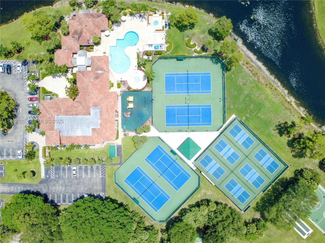 2549 Egret Lake Dr, Greenacres, FL 33413 Photo