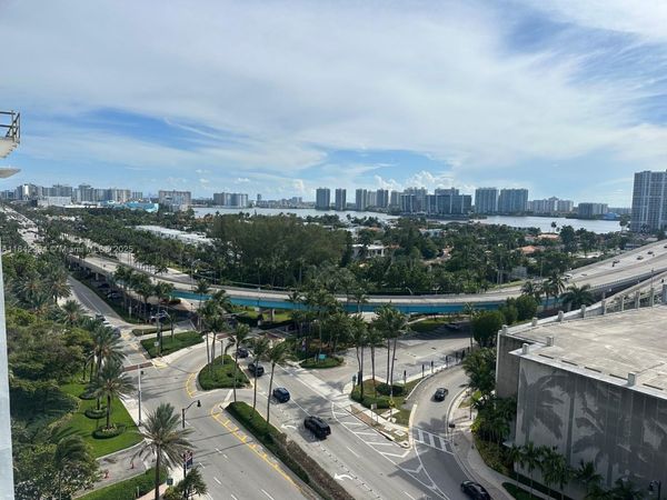 19201 Collins Ave, Unit 1133, Sunny Isles Beach, FL 33160