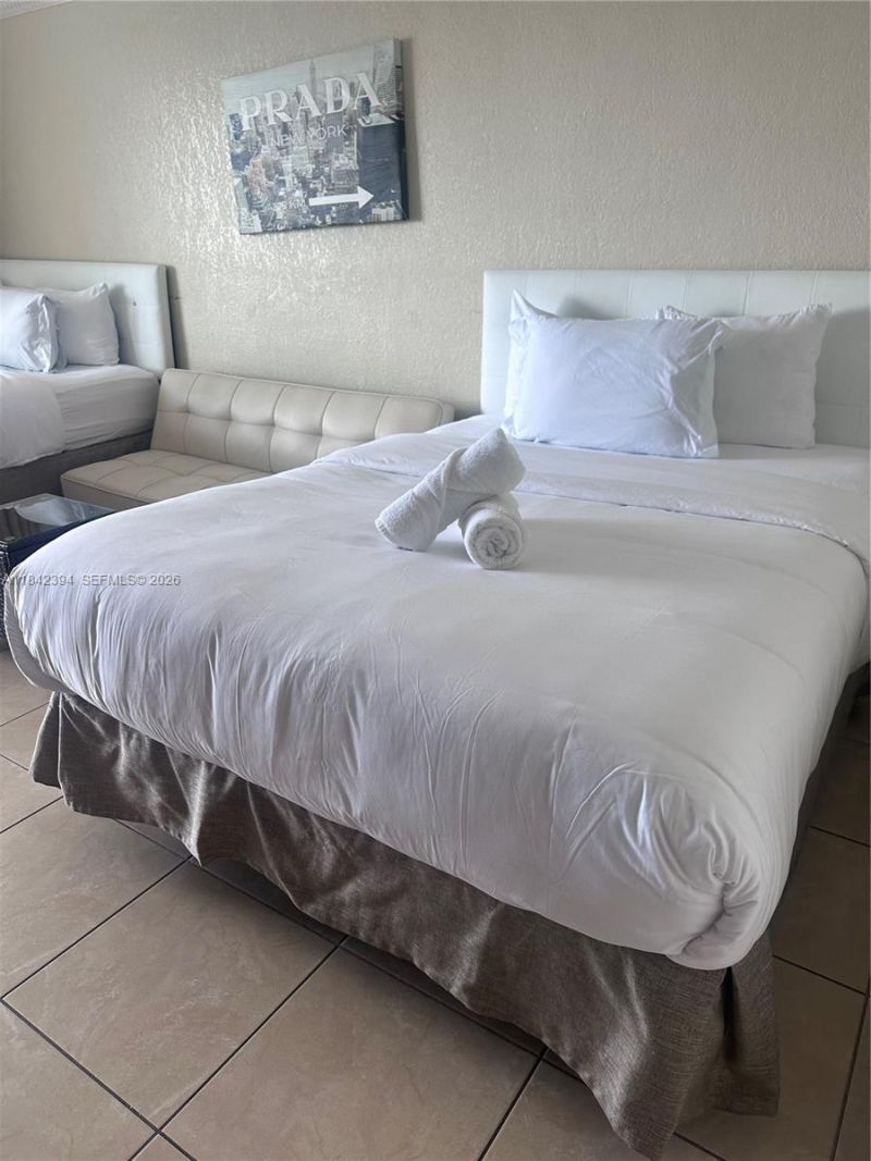 19201 Collins Ave, Unit 1133, Sunny Isles Beach, FL 33160 Photo