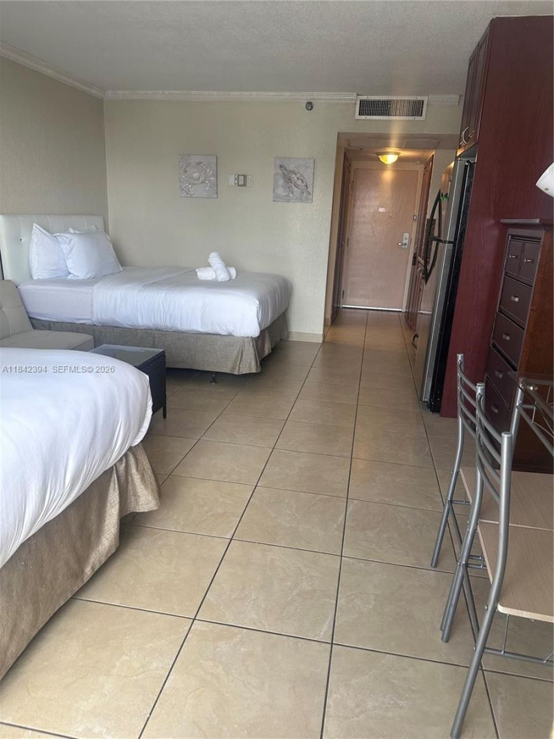 19201 Collins Ave, Unit 1133, Sunny Isles Beach, FL 33160 Photo